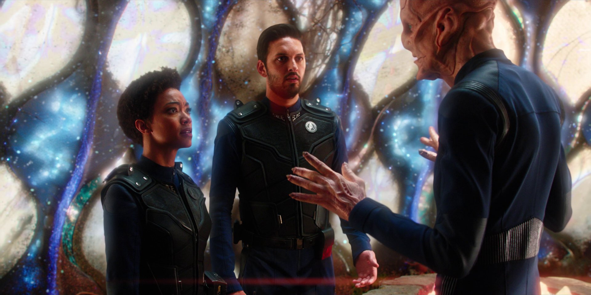 extant_StarTrekDiscovery_1x08-SiVisPacemParaBellum_2507.jpg