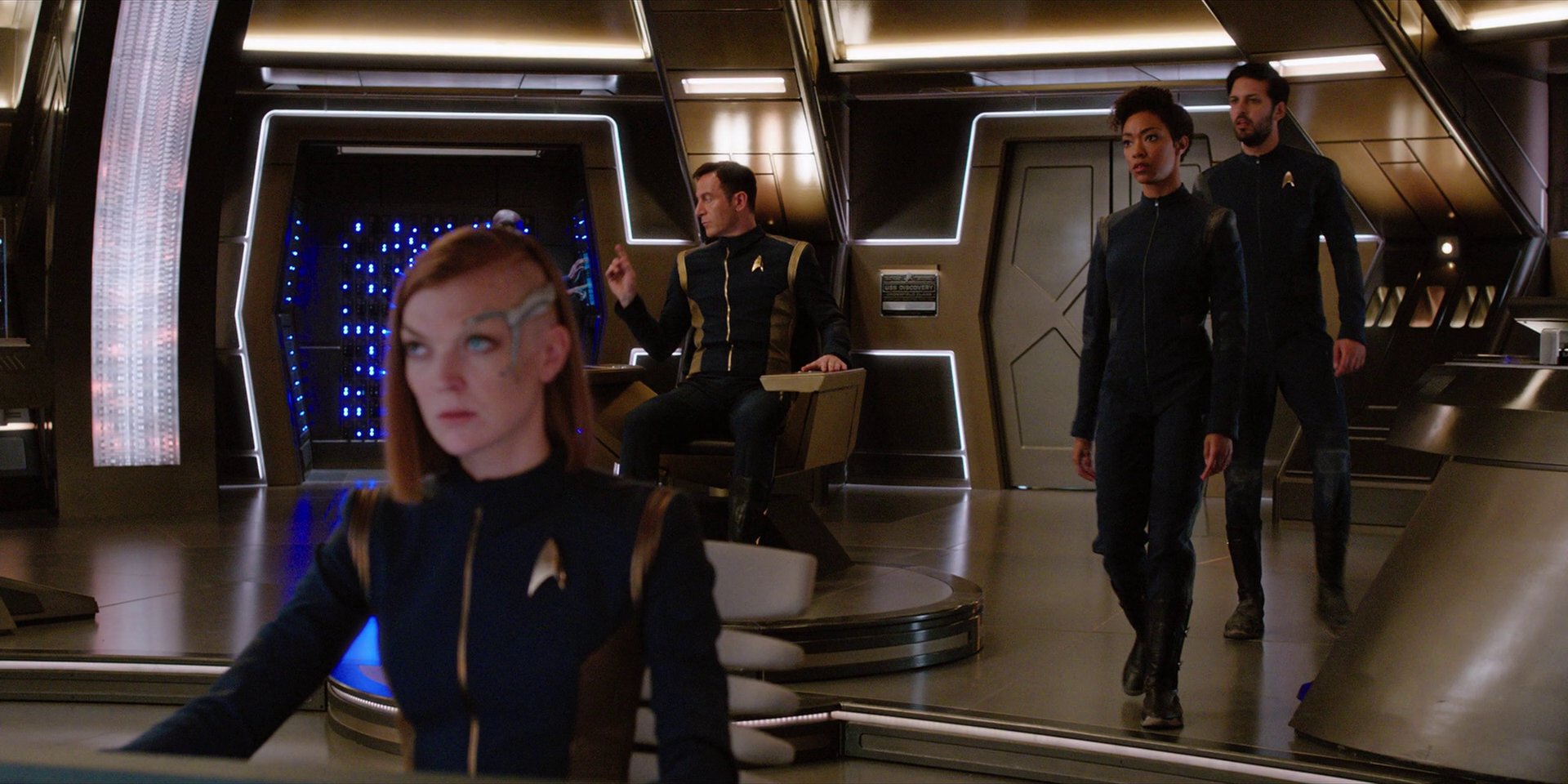 extant_StarTrekDiscovery_1x08-SiVisPacemParaBellum_4215.jpg
