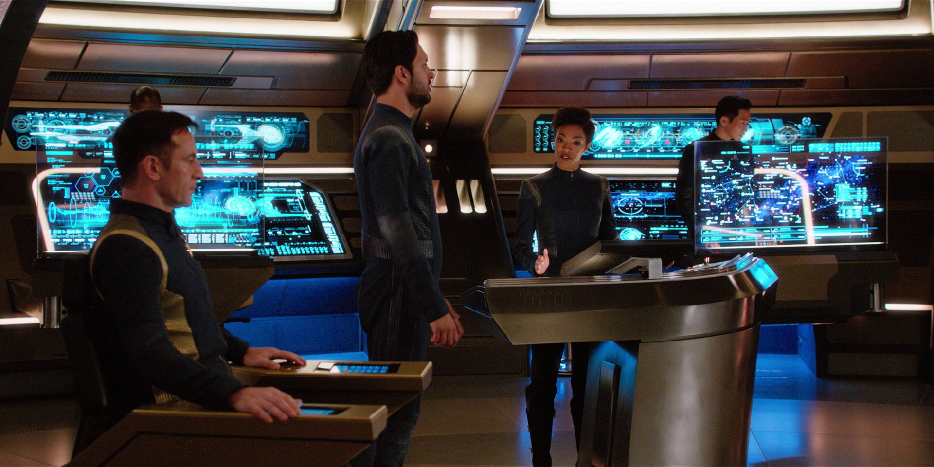 extant_StarTrekDiscovery_1x08-SiVisPacemParaBellum_4261.jpg