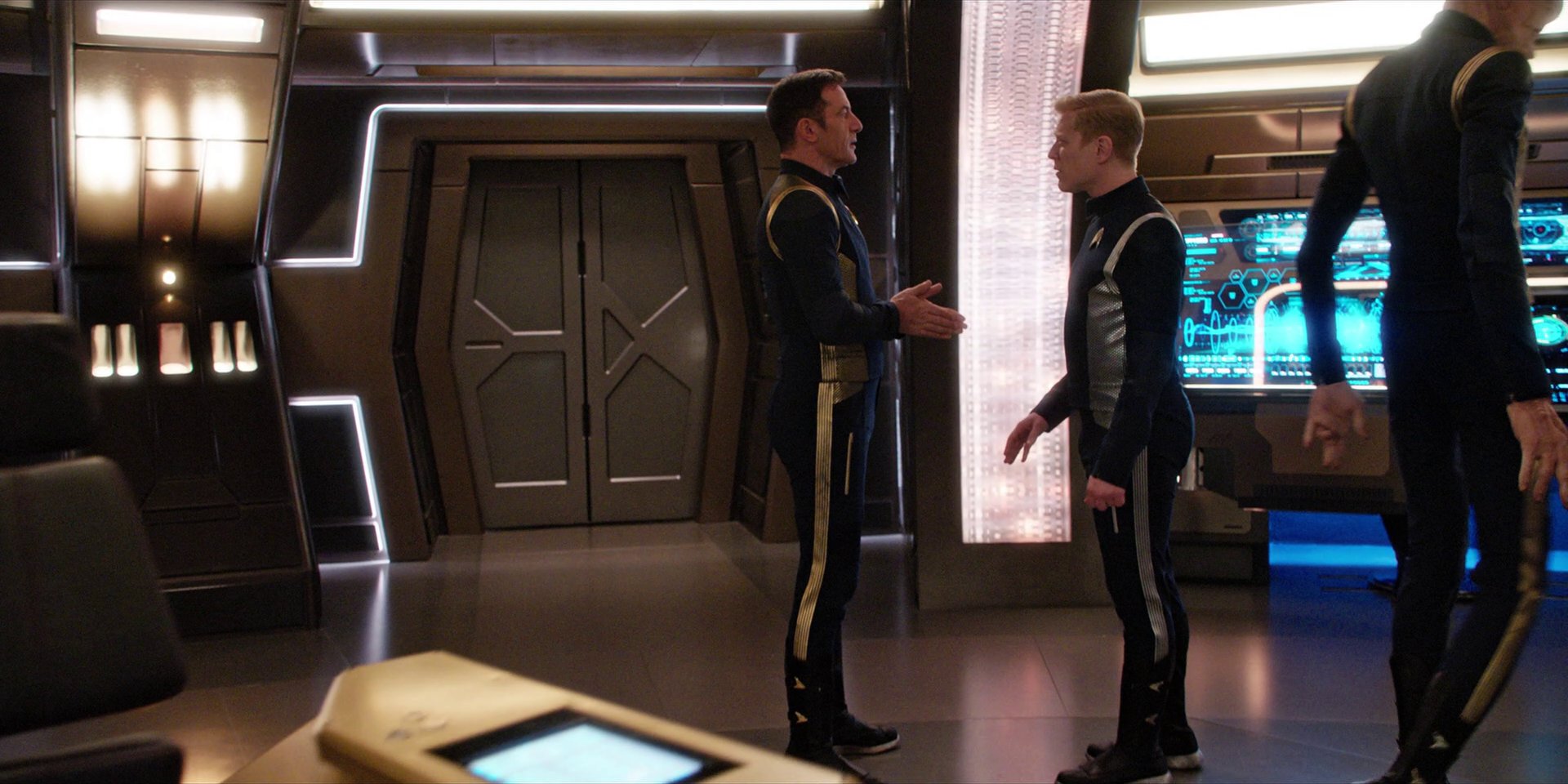 extant_StarTrekDiscovery_1x09-IntoTheForestIGo_0383.jpg
