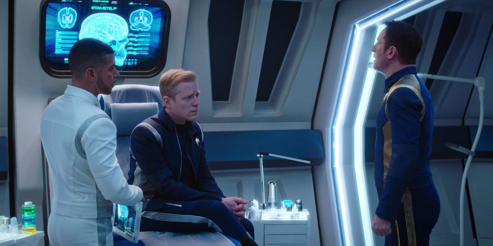extant_StarTrekDiscovery_1x09-IntoTheForestIGo_0812.jpg