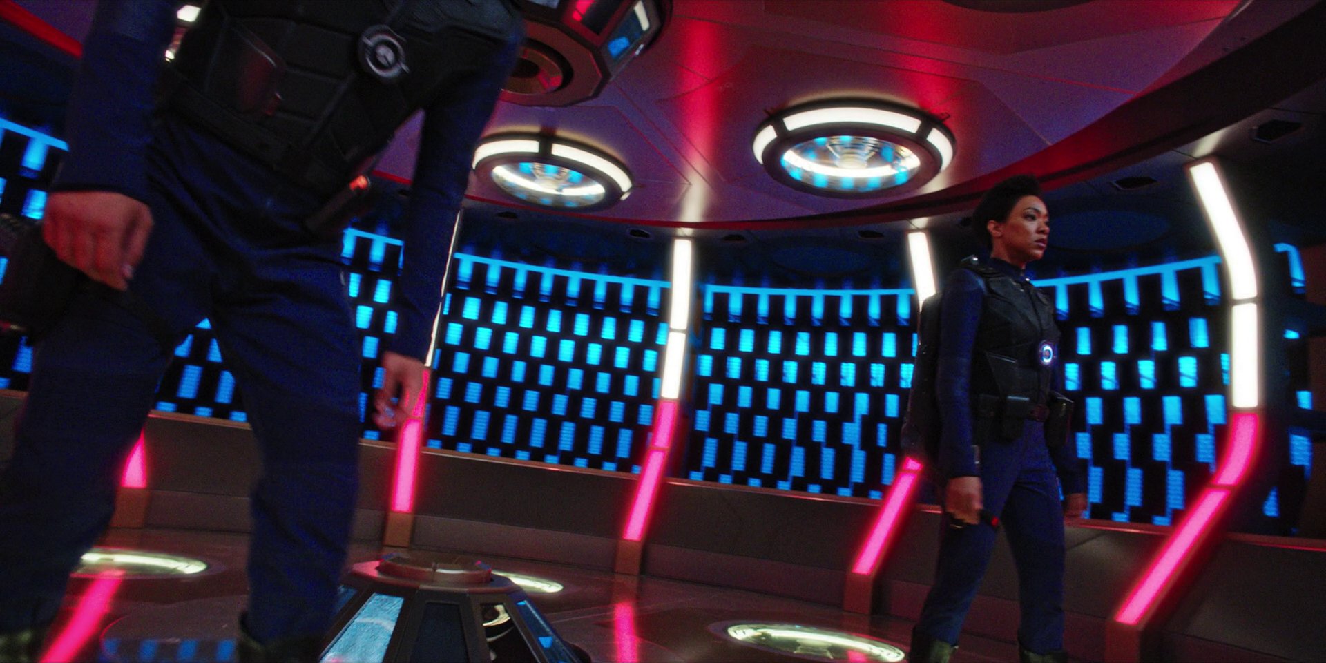 extant_StarTrekDiscovery_1x09-IntoTheForestIGo_1671.jpg