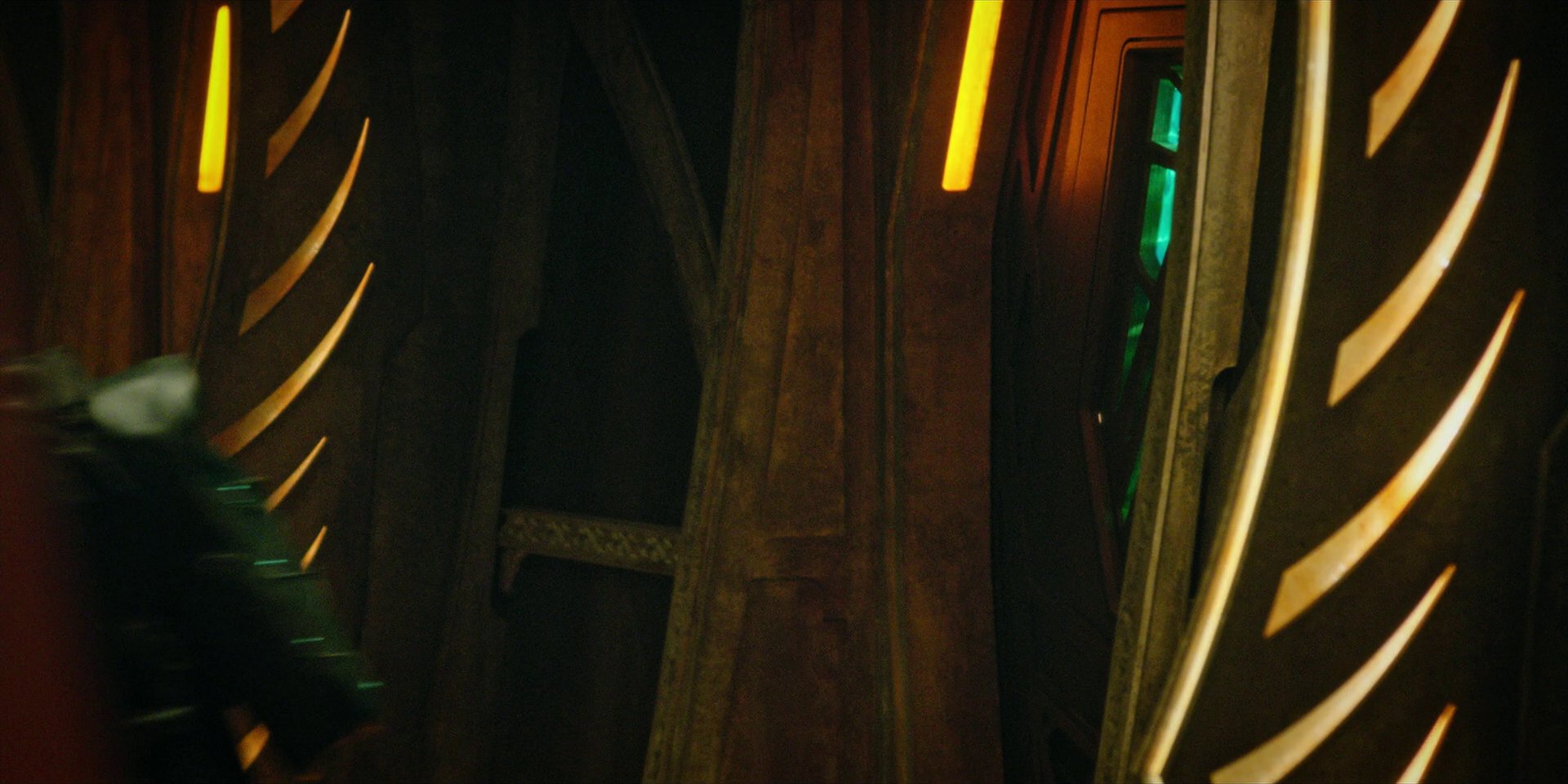 extant_StarTrekDiscovery_1x09-IntoTheForestIGo_1922.jpg