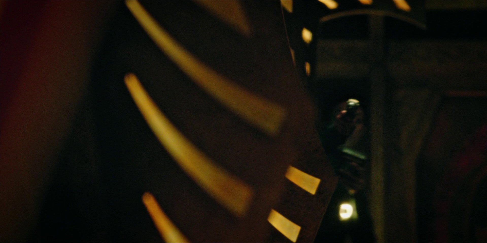extant_StarTrekDiscovery_1x09-IntoTheForestIGo_1929.jpg