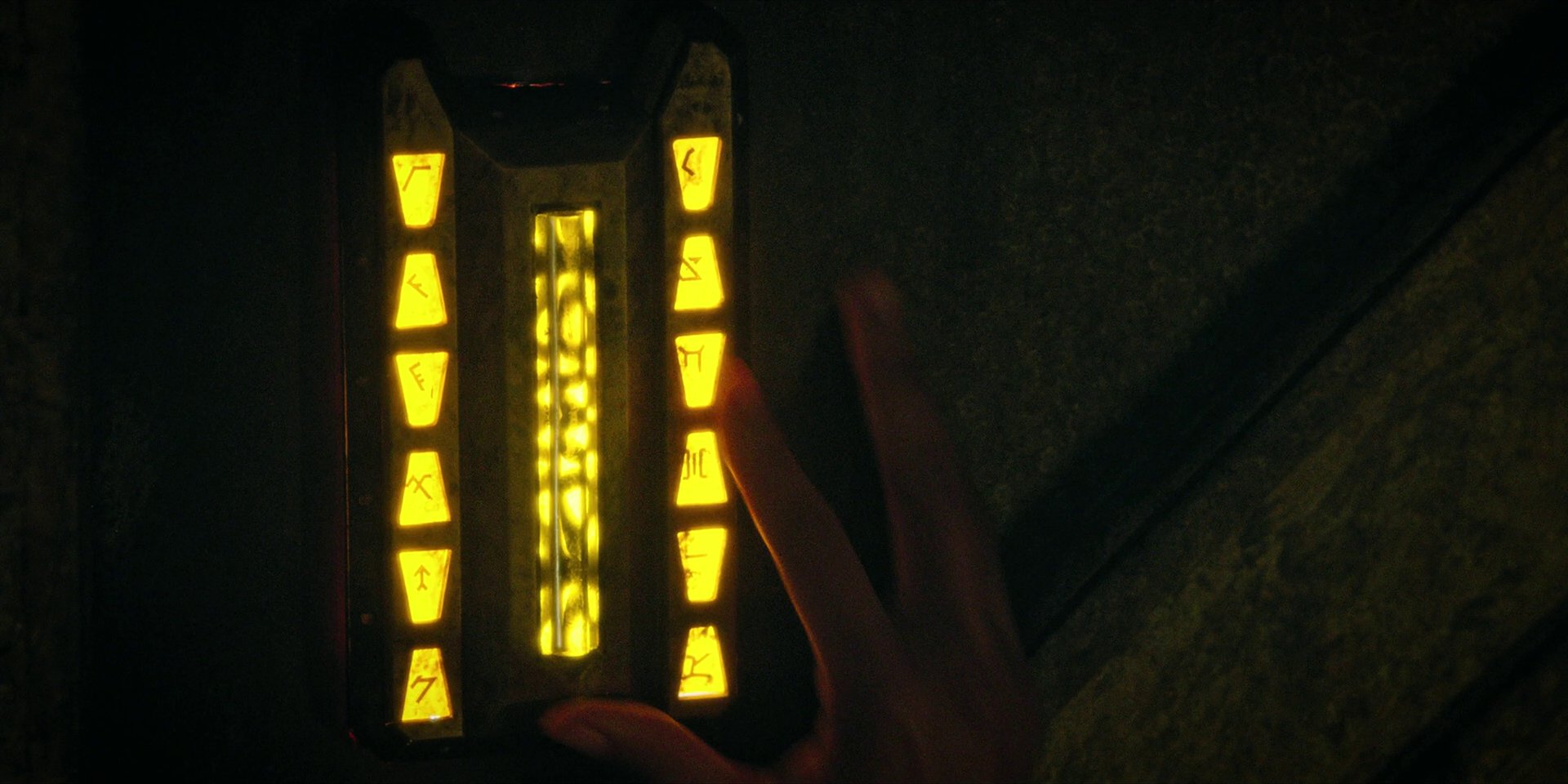 extant_StarTrekDiscovery_1x09-IntoTheForestIGo_1951.jpg