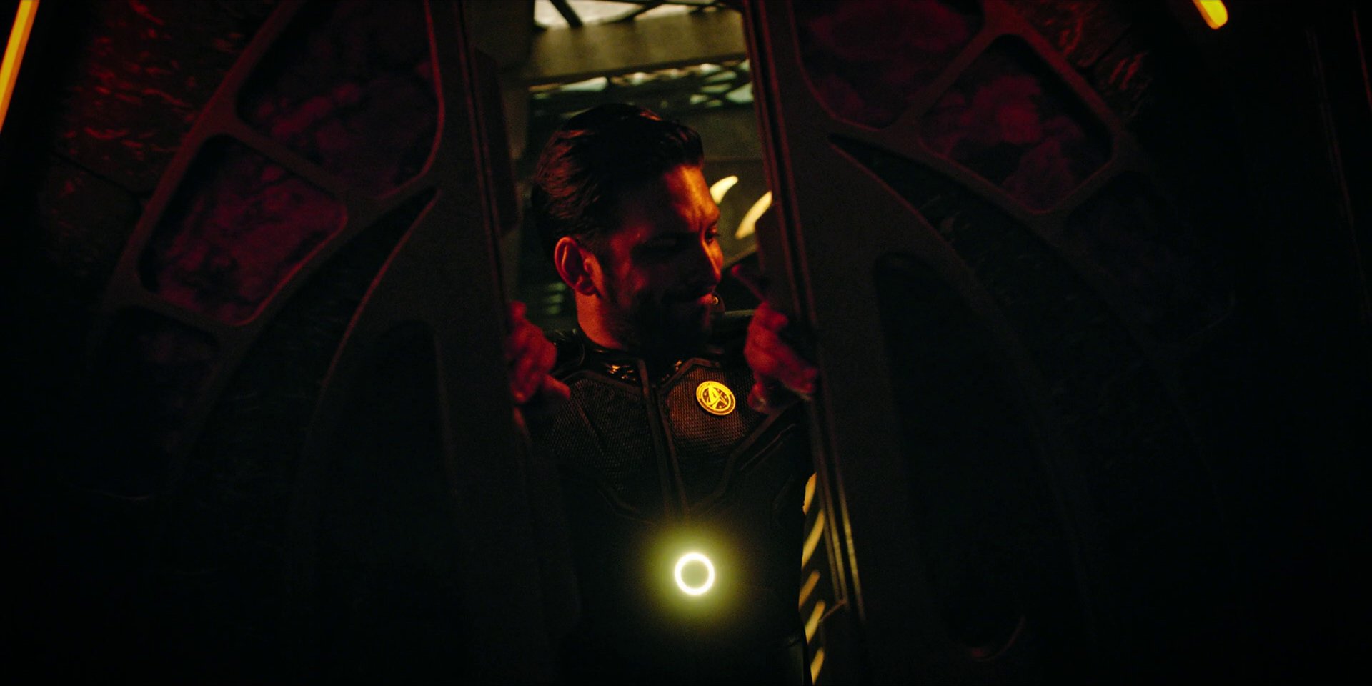 extant_StarTrekDiscovery_1x09-IntoTheForestIGo_1990.jpg