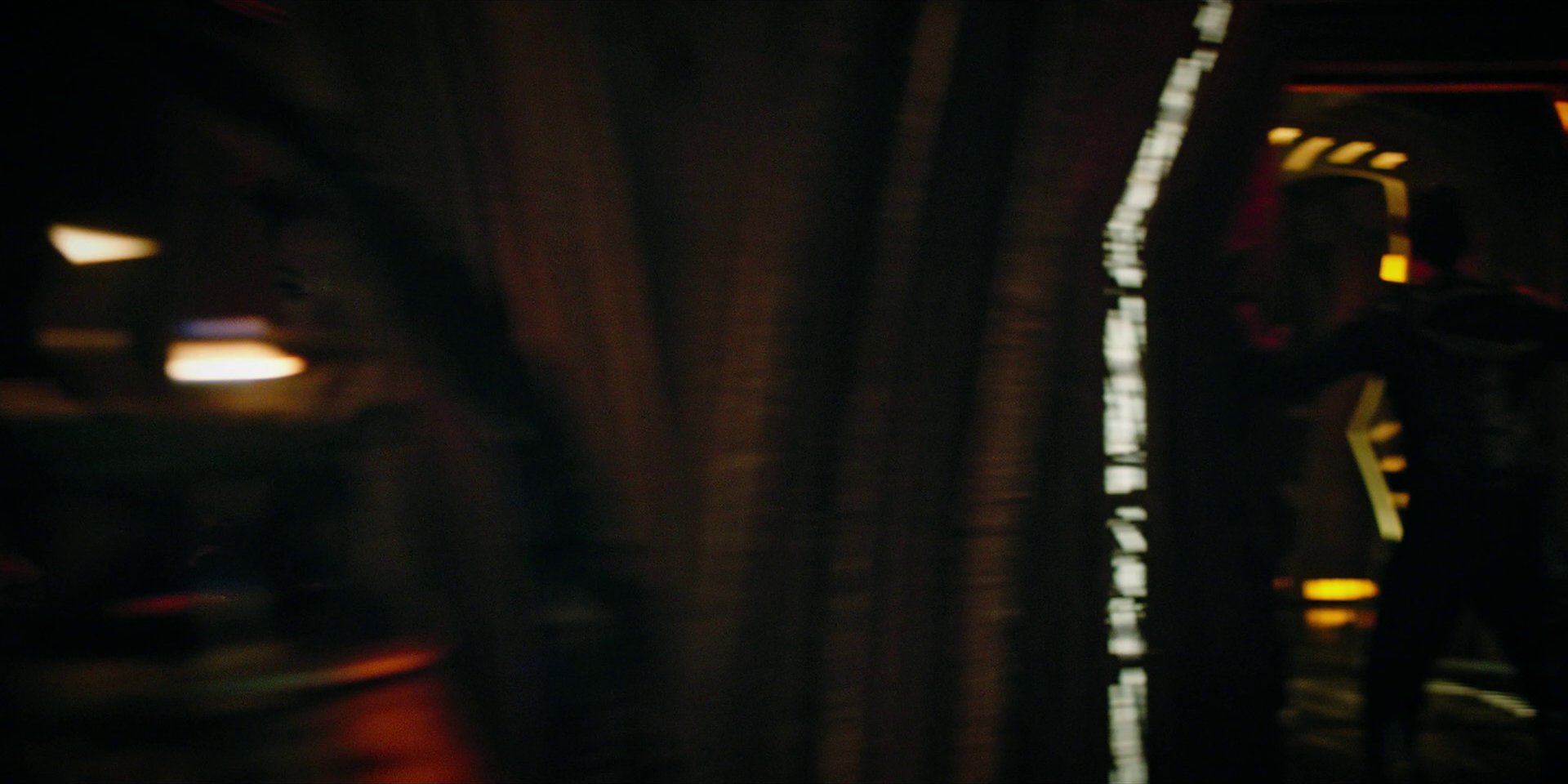 extant_StarTrekDiscovery_1x09-IntoTheForestIGo_1998.jpg
