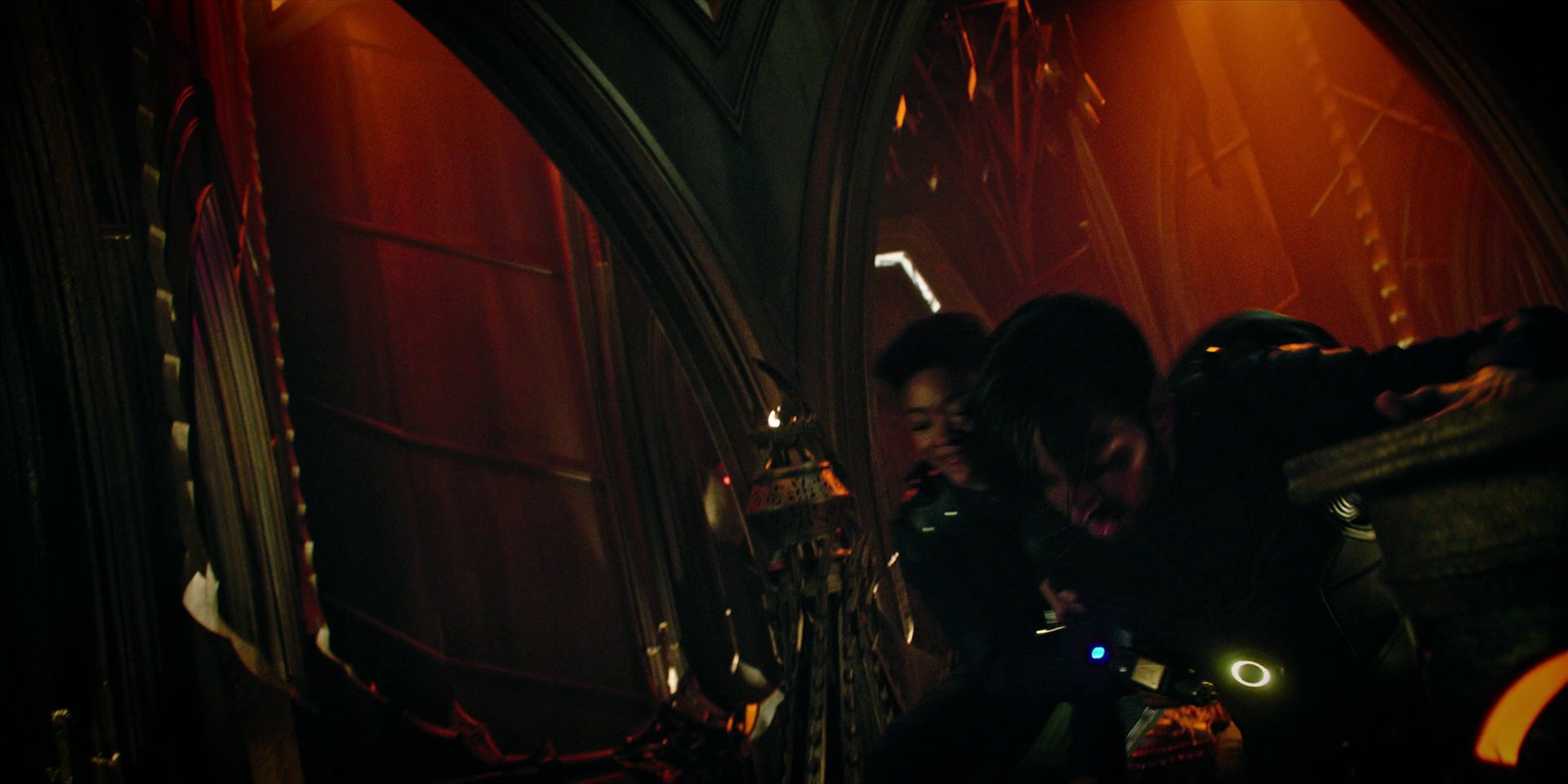 extant_StarTrekDiscovery_1x09-IntoTheForestIGo_2147.jpg