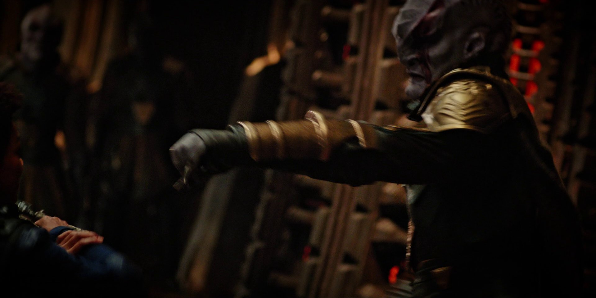 extant_StarTrekDiscovery_1x09-IntoTheForestIGo_3210.jpg