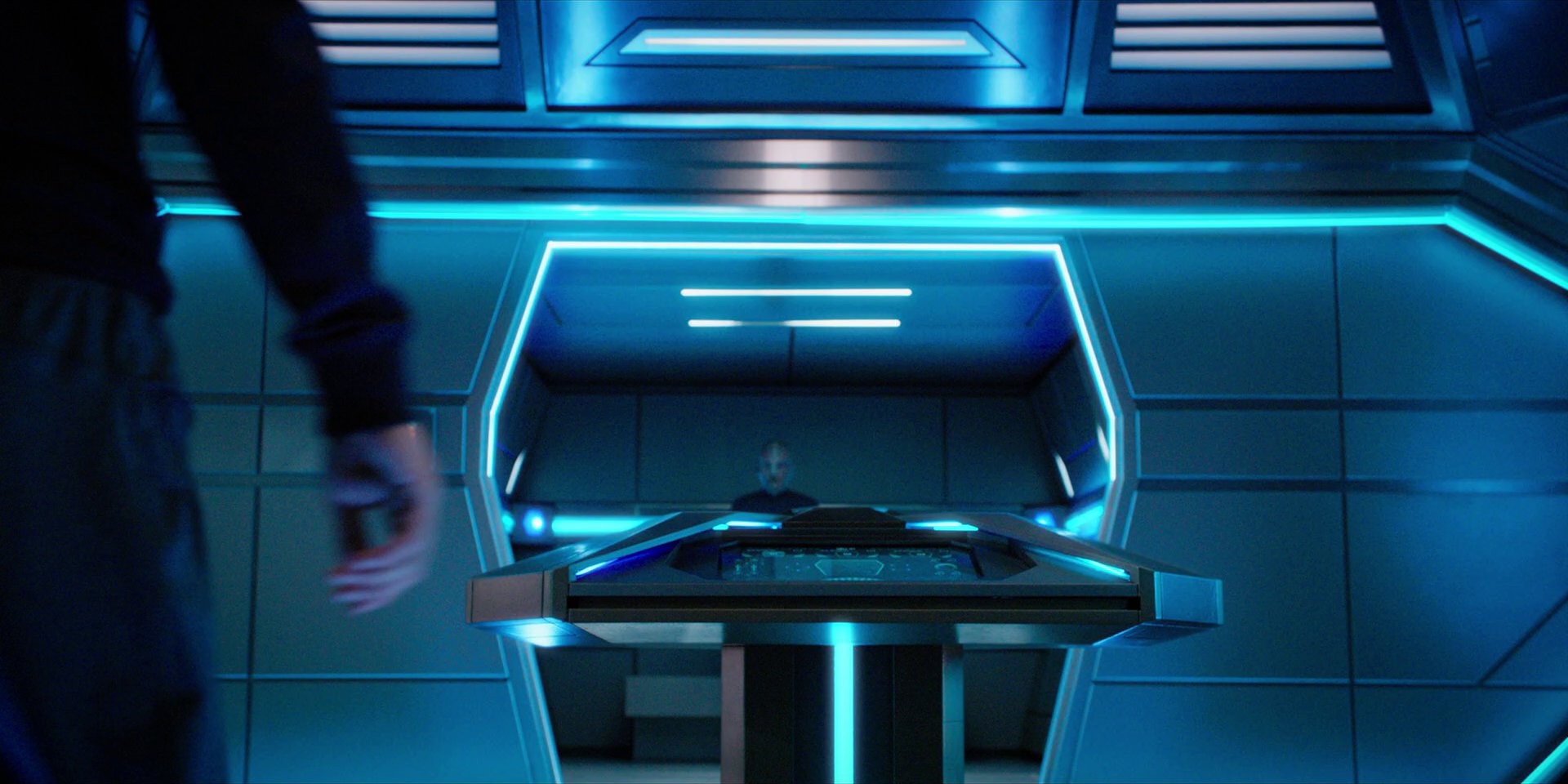 extant_StarTrekDiscovery_1x09-IntoTheForestIGo_4618.jpg