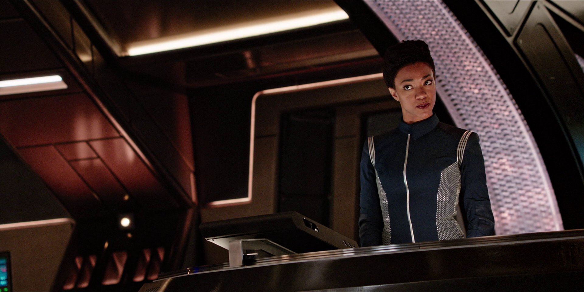 extant_StarTrekDiscovery_1x10-DespiteYourself_0193.jpg