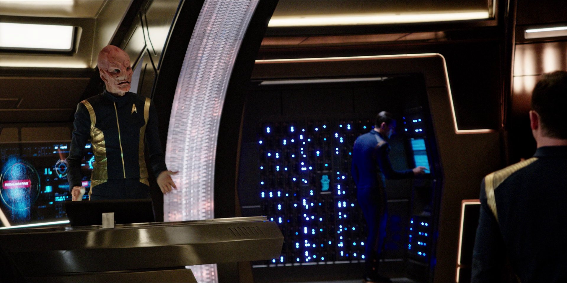 extant_StarTrekDiscovery_1x10-DespiteYourself_0228.jpg