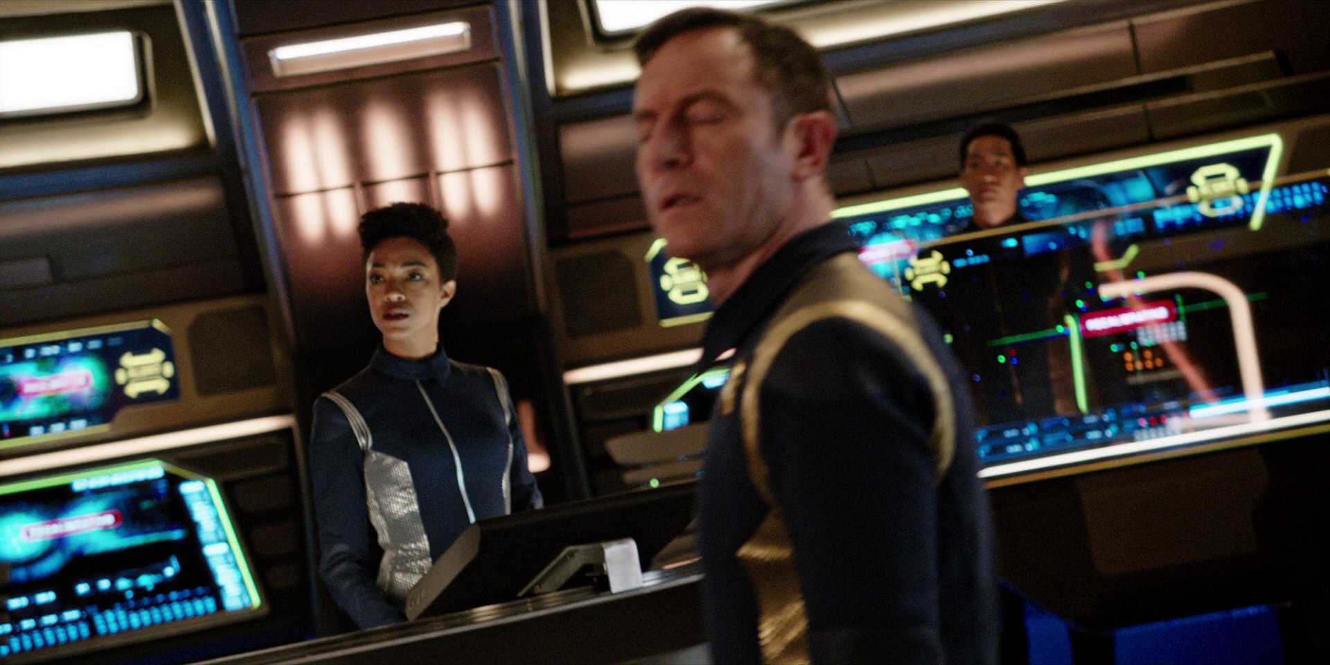 extant_StarTrekDiscovery_1x10-DespiteYourself_0231.jpg