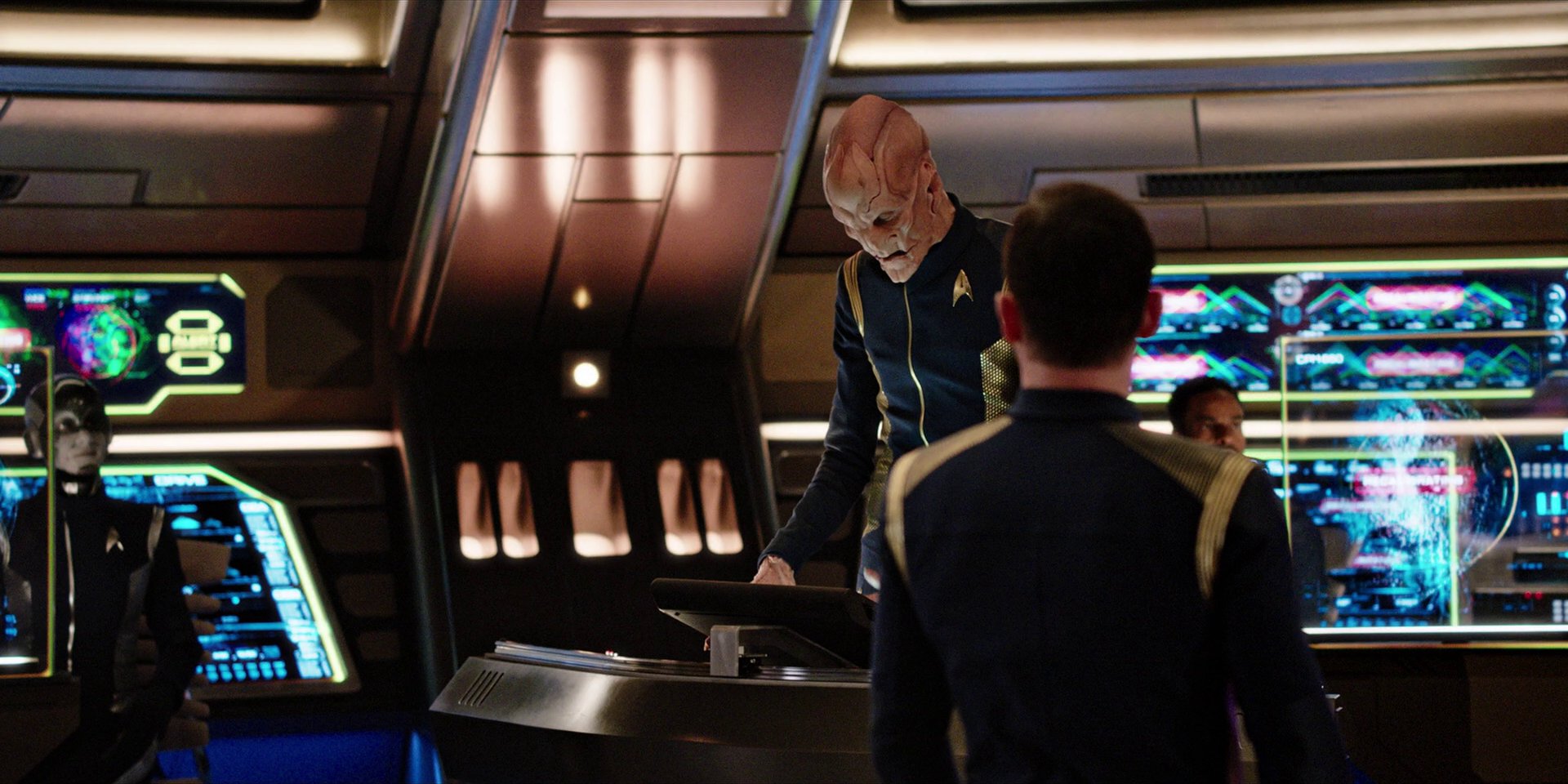 extant_StarTrekDiscovery_1x10-DespiteYourself_0235.jpg