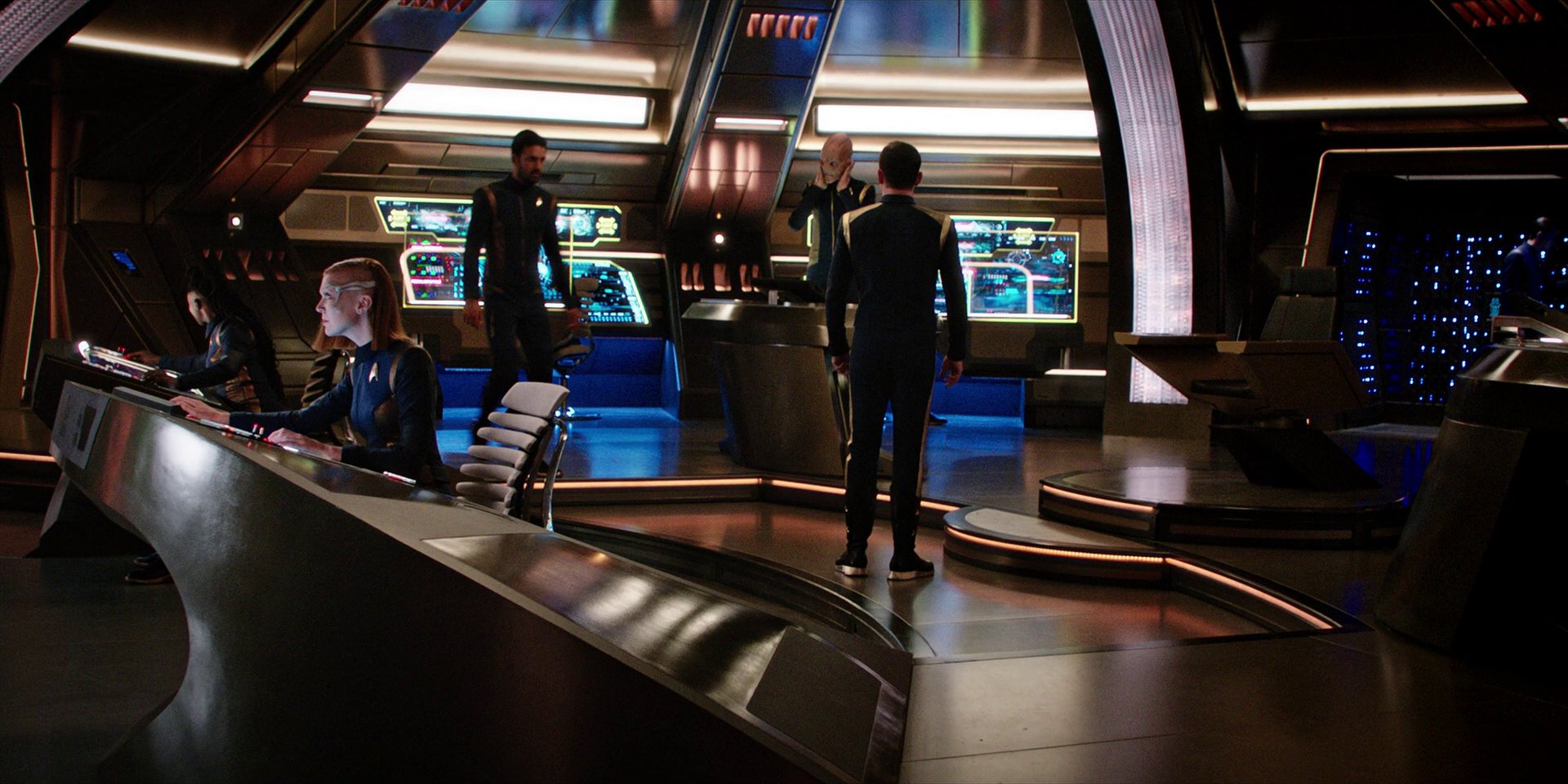 extant_StarTrekDiscovery_1x10-DespiteYourself_0252.jpg