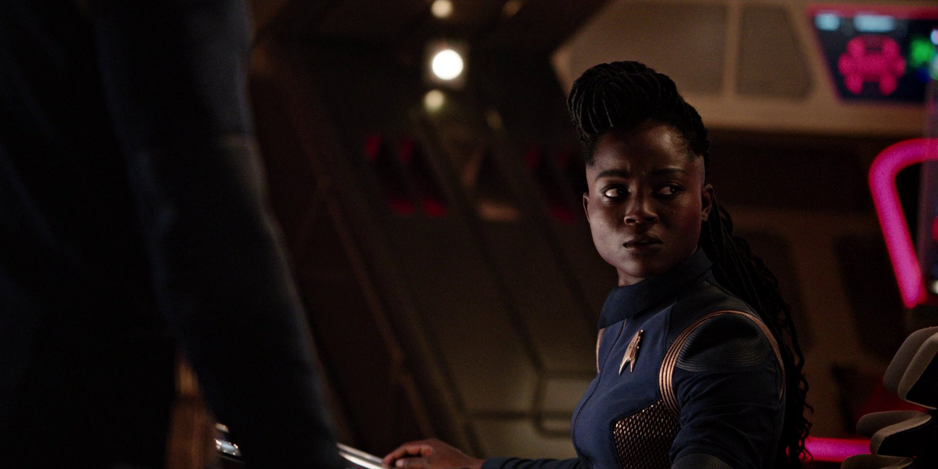 extant_StarTrekDiscovery_1x10-DespiteYourself_0374.jpg