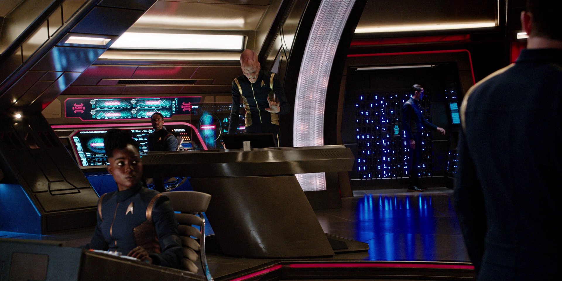 extant_StarTrekDiscovery_1x10-DespiteYourself_0401.jpg