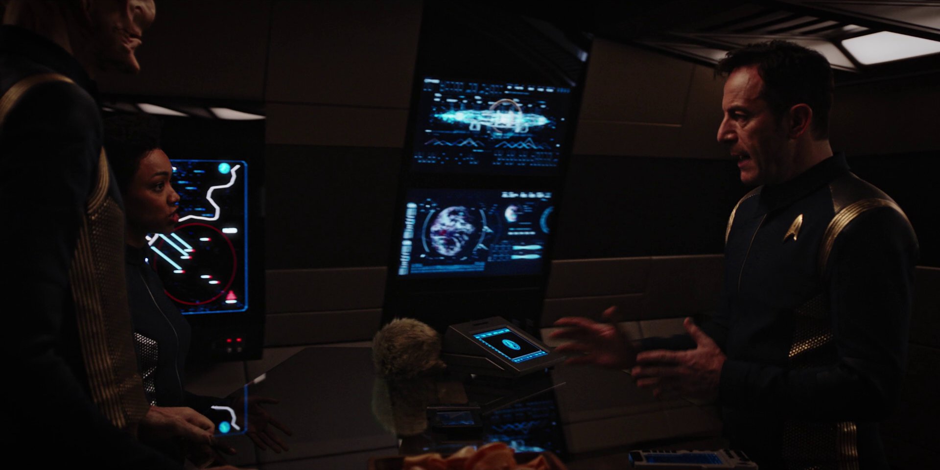 extant_StarTrekDiscovery_1x10-DespiteYourself_0738.jpg