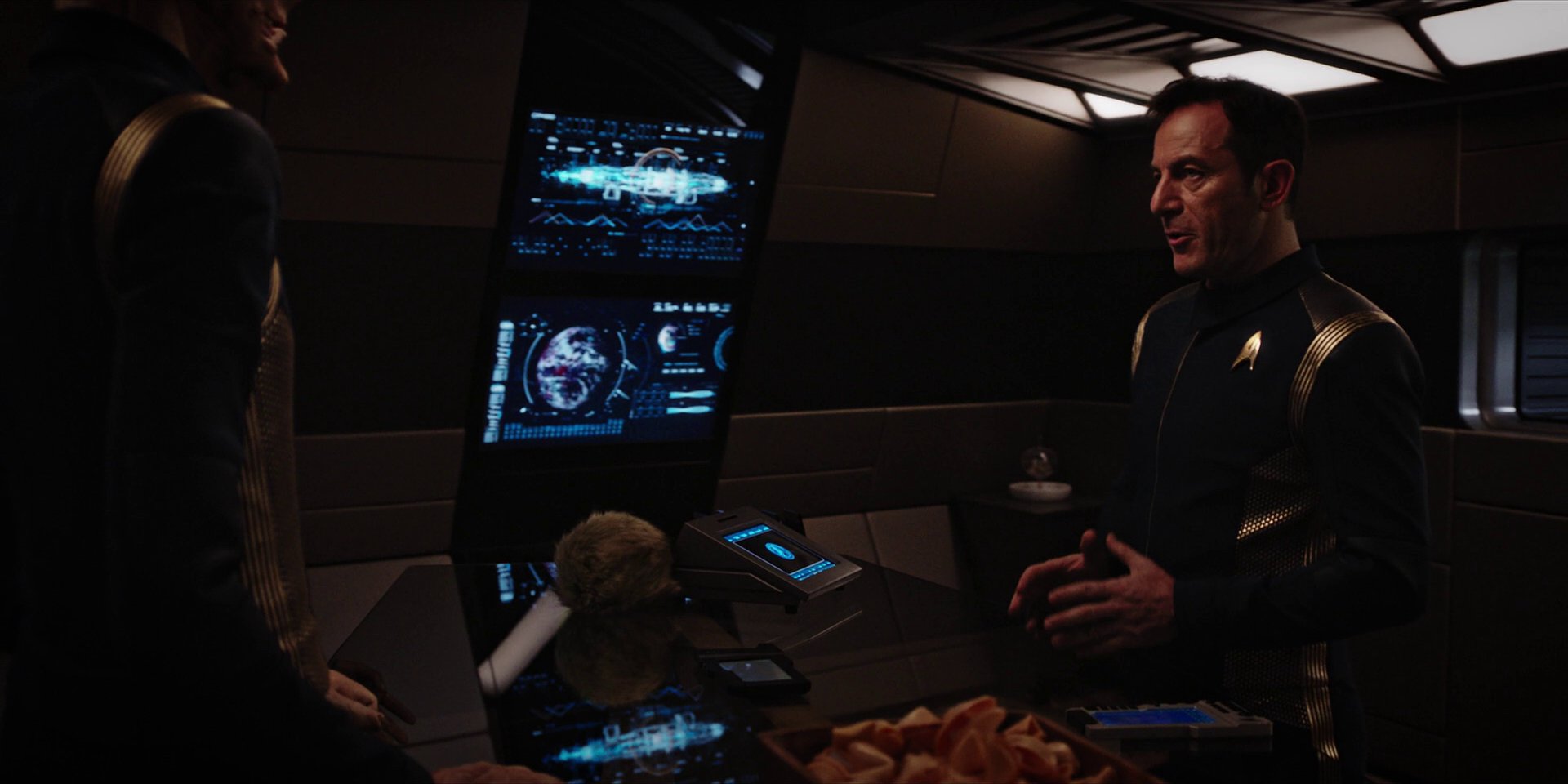 extant_StarTrekDiscovery_1x10-DespiteYourself_0740.jpg