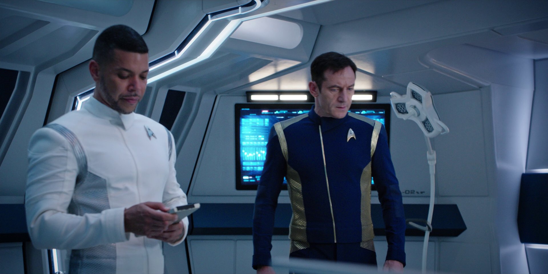 extant_StarTrekDiscovery_1x10-DespiteYourself_0924.jpg
