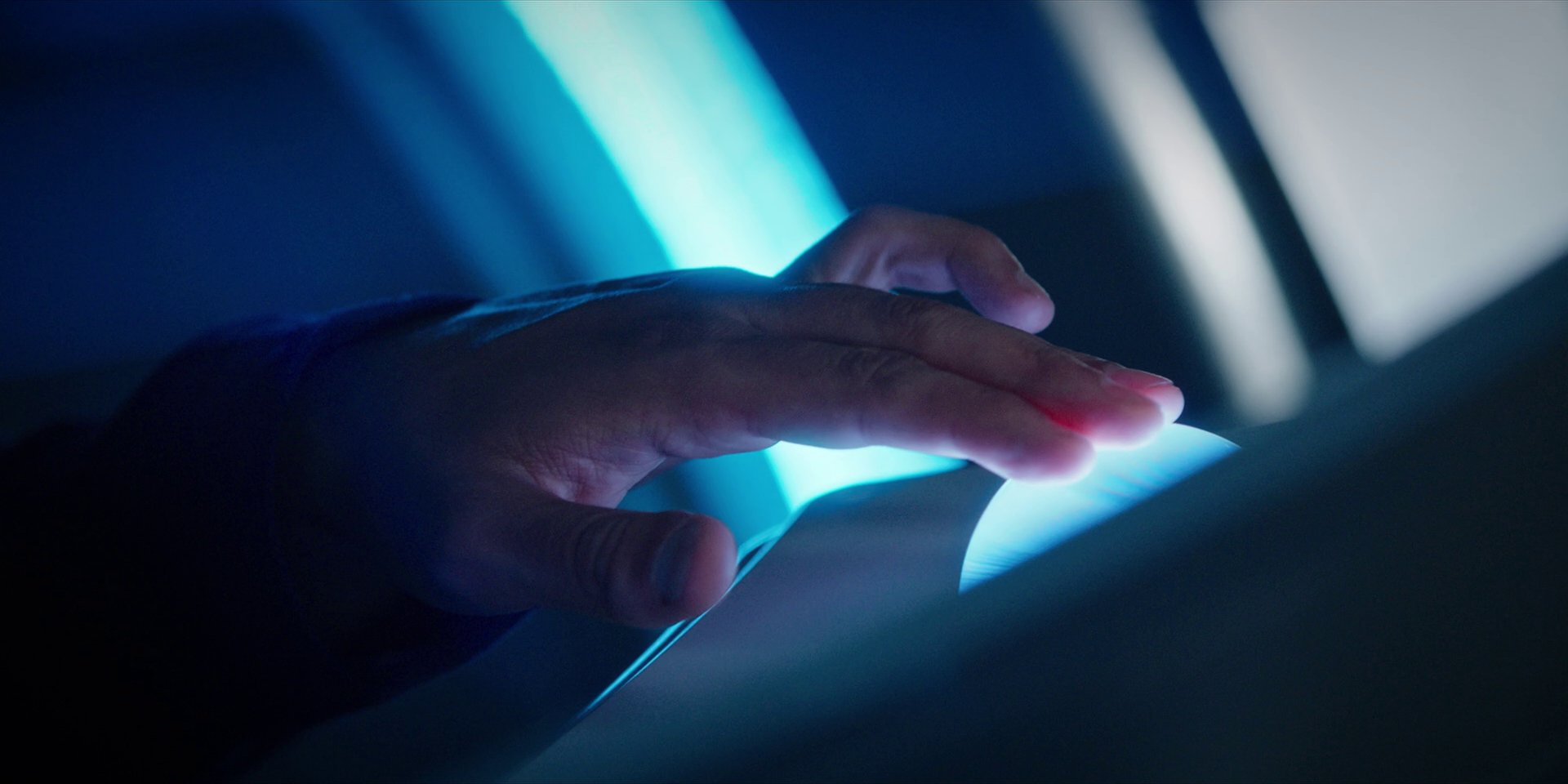 extant_StarTrekDiscovery_1x10-DespiteYourself_1168.jpg