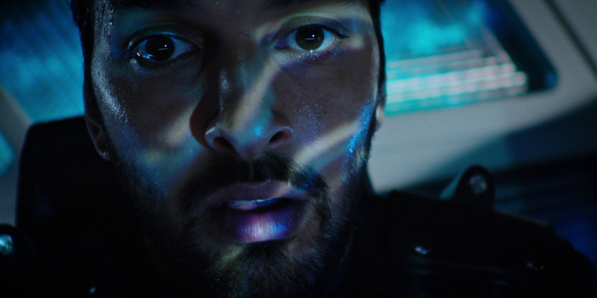 extant_StarTrekDiscovery_1x10-DespiteYourself_1216.jpg