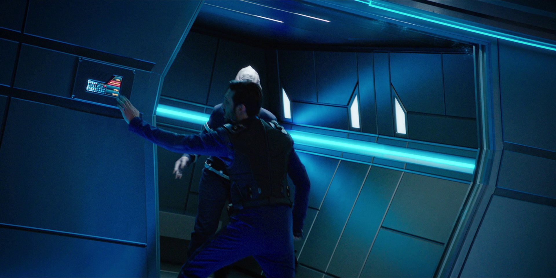 extant_StarTrekDiscovery_1x10-DespiteYourself_1748.jpg