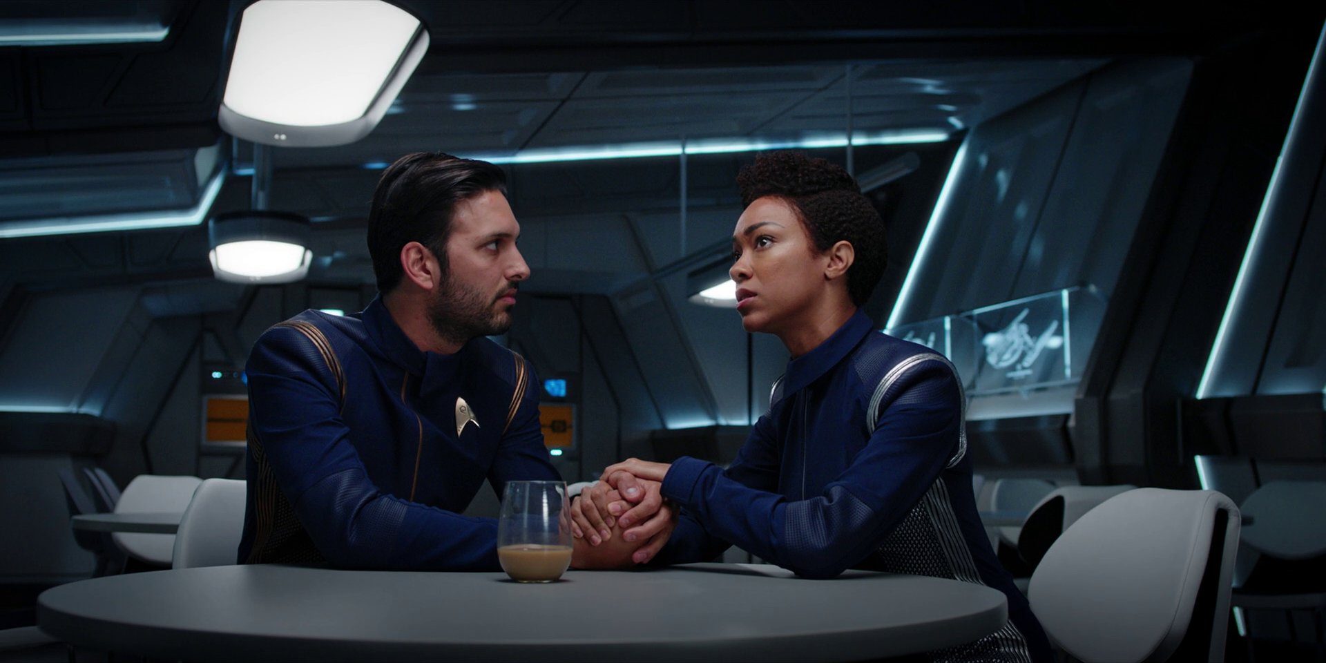 extant_StarTrekDiscovery_1x10-DespiteYourself_1996.jpg