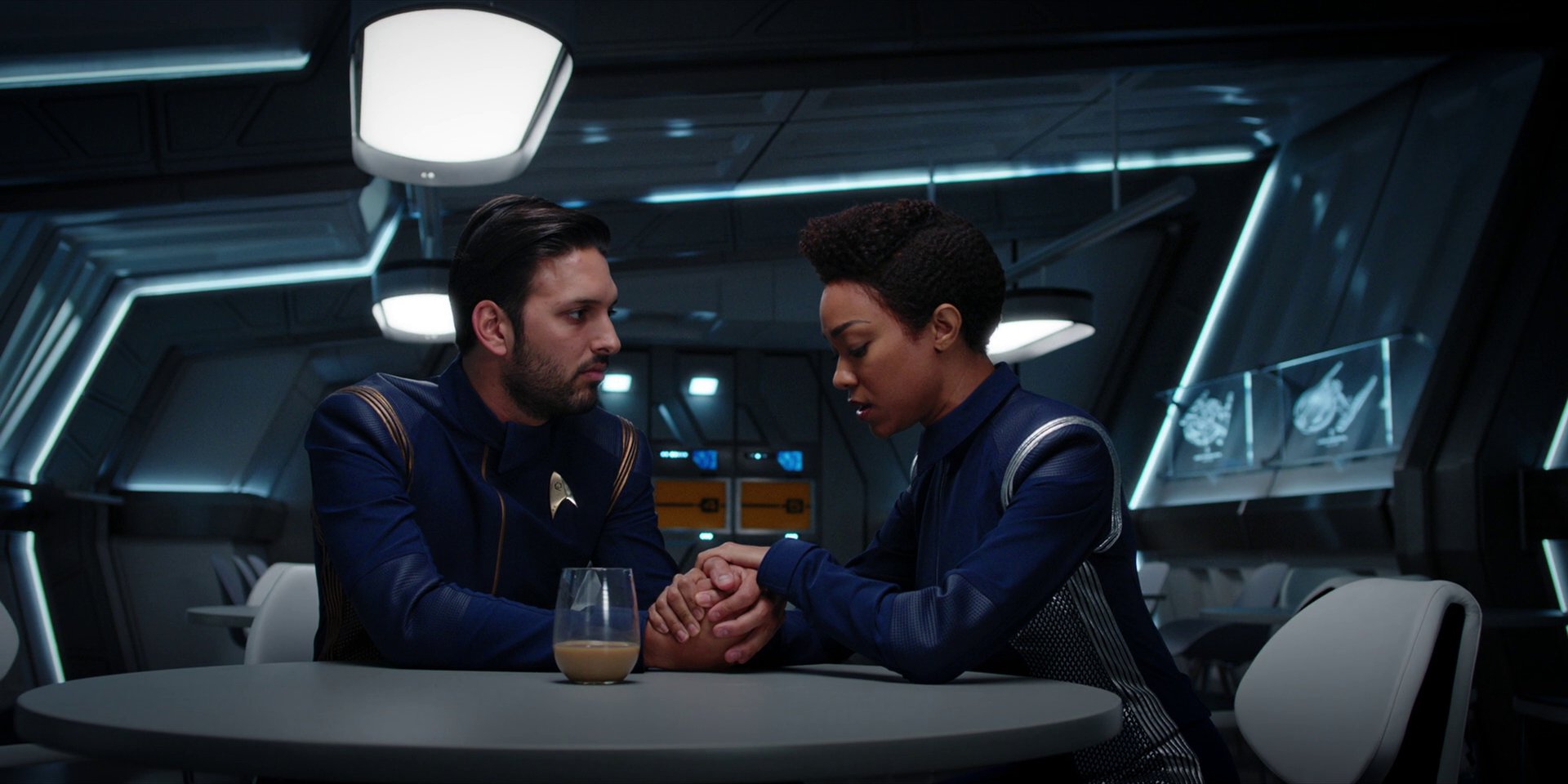 extant_StarTrekDiscovery_1x10-DespiteYourself_2000.jpg