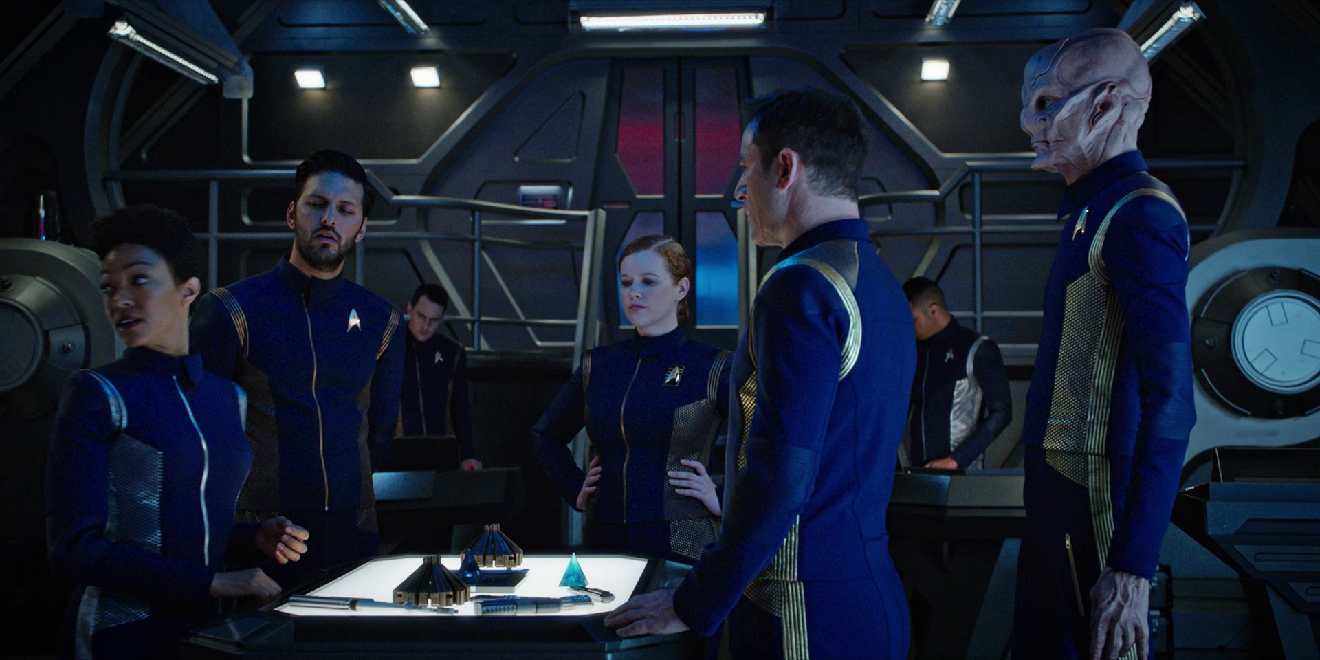 extant_StarTrekDiscovery_1x10-DespiteYourself_2252.jpg