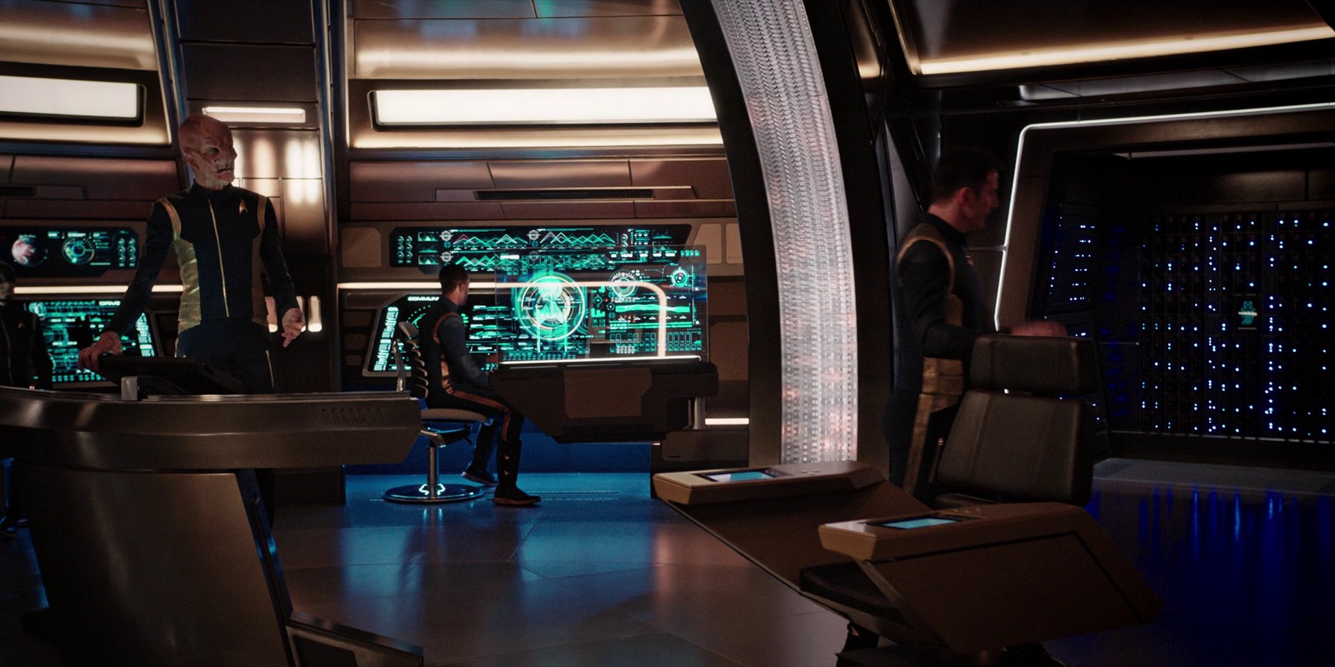 extant_StarTrekDiscovery_1x10-DespiteYourself_2382.jpg