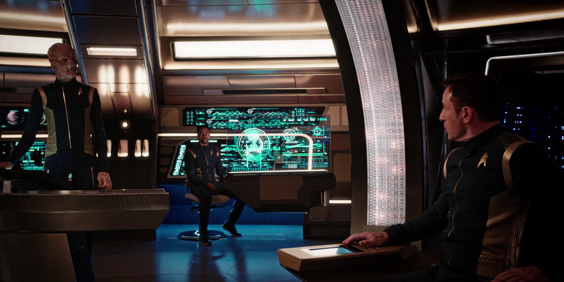 extant_StarTrekDiscovery_1x10-DespiteYourself_2685.jpg