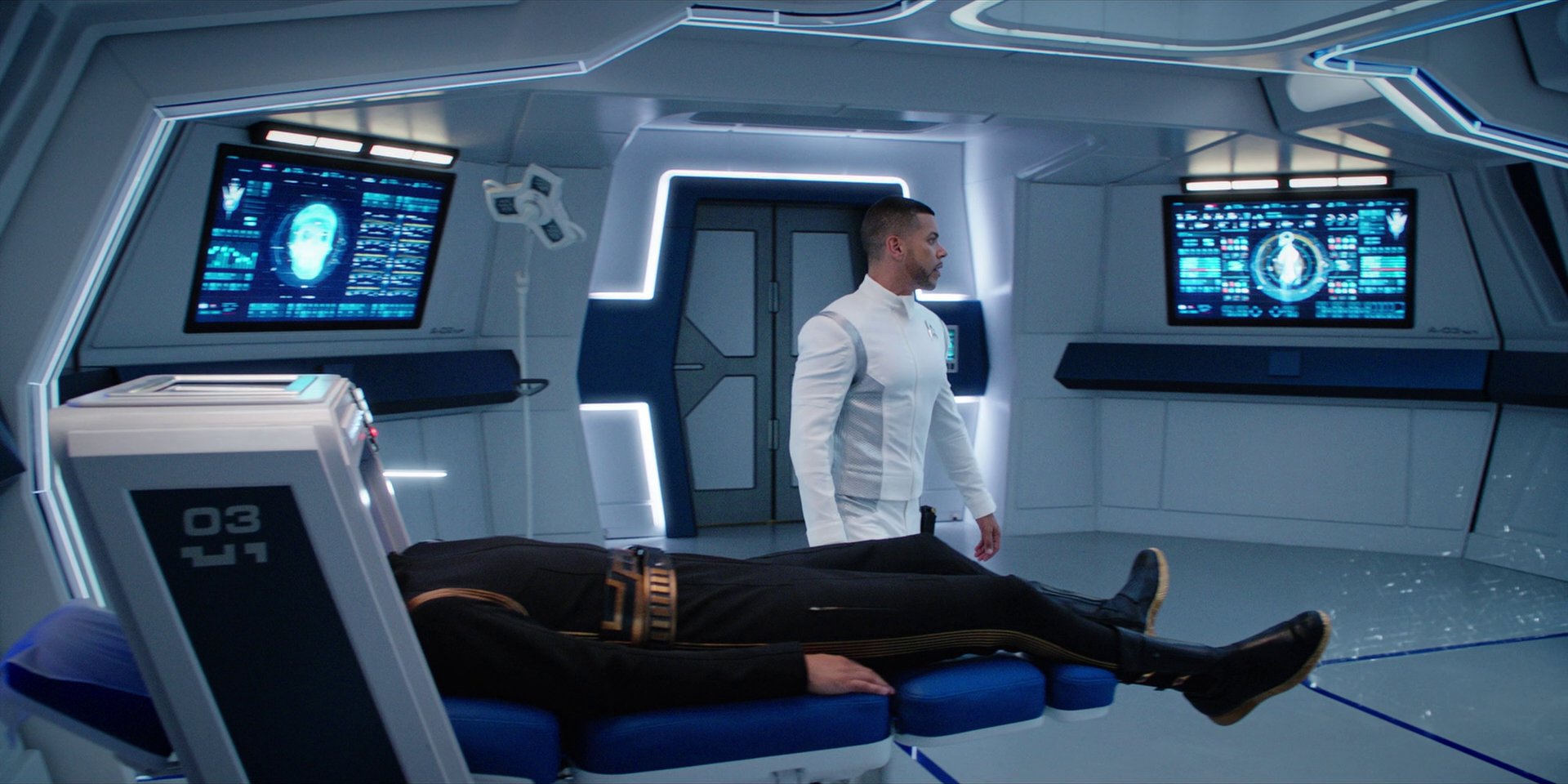 extant_StarTrekDiscovery_1x10-DespiteYourself_3446.jpg