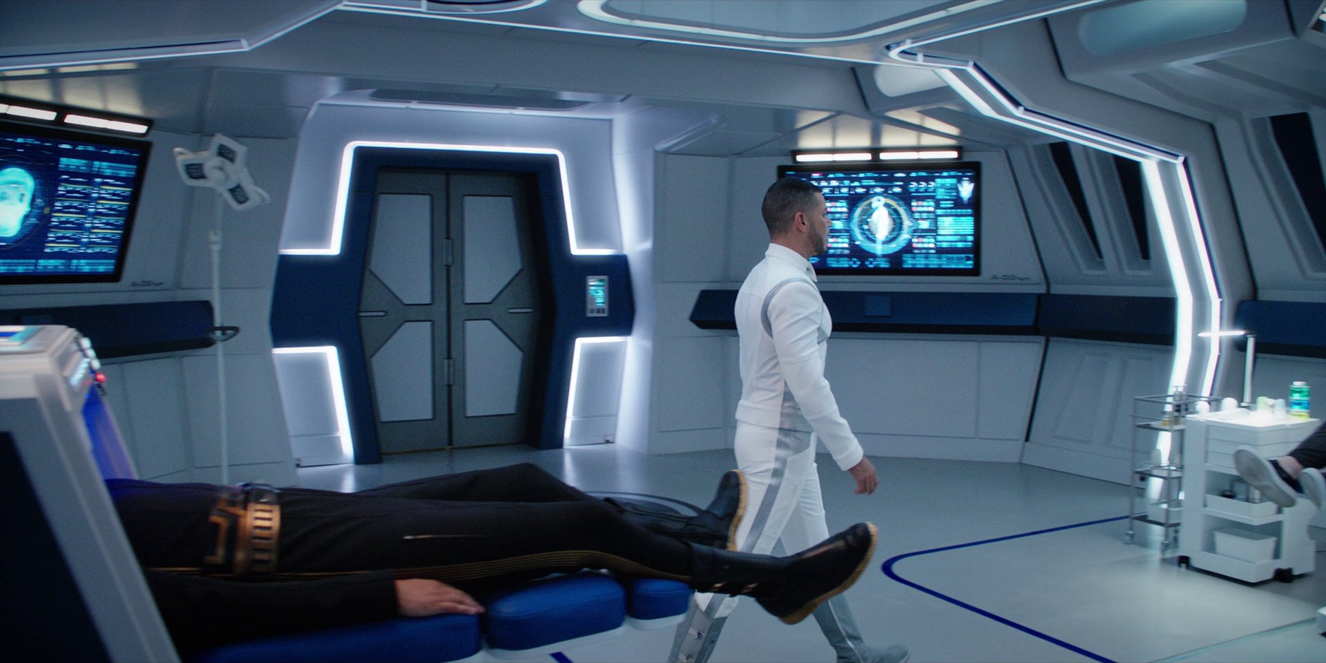 extant_StarTrekDiscovery_1x10-DespiteYourself_3448.jpg