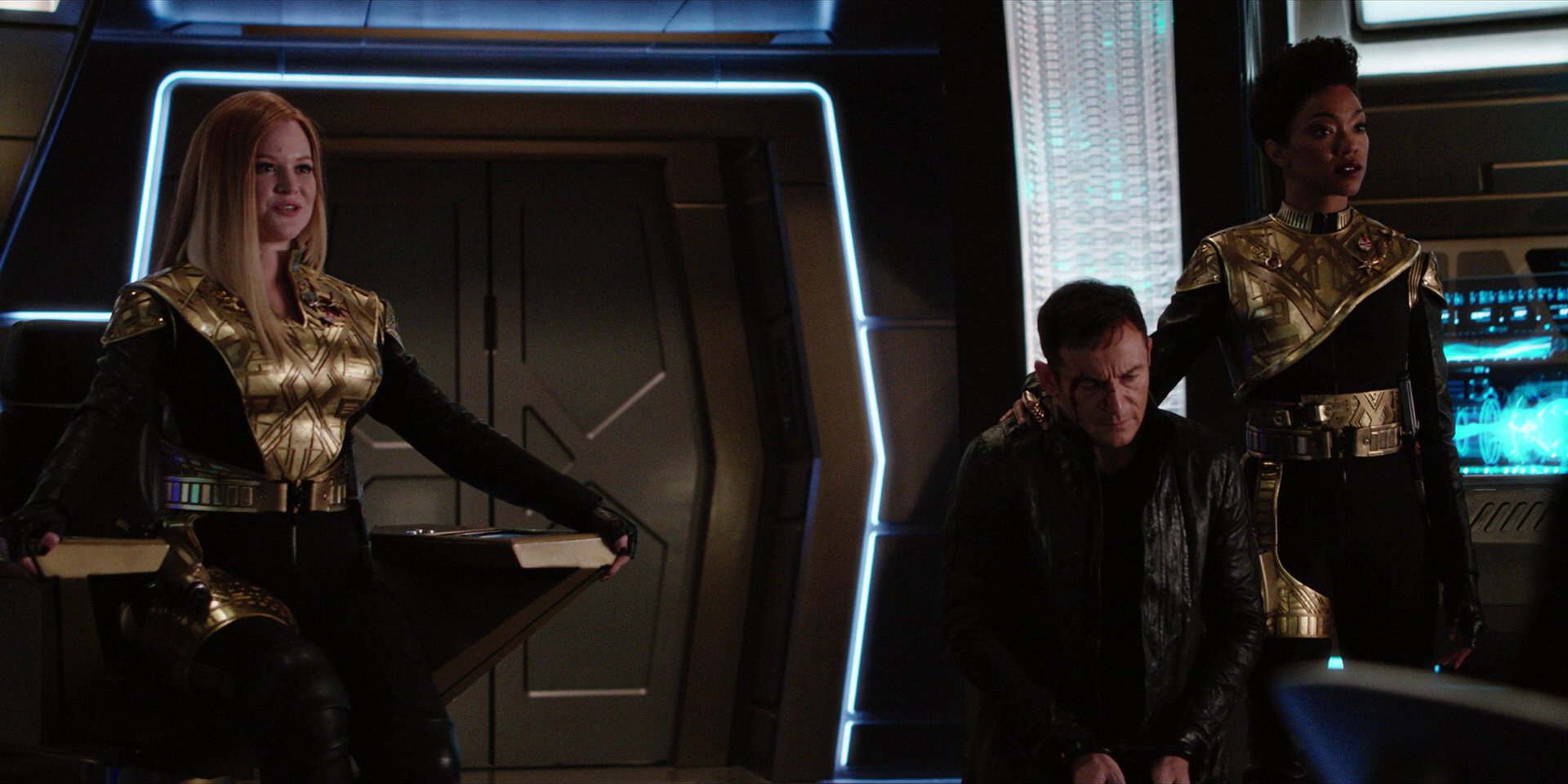 extant_StarTrekDiscovery_1x10-DespiteYourself_3904.jpg