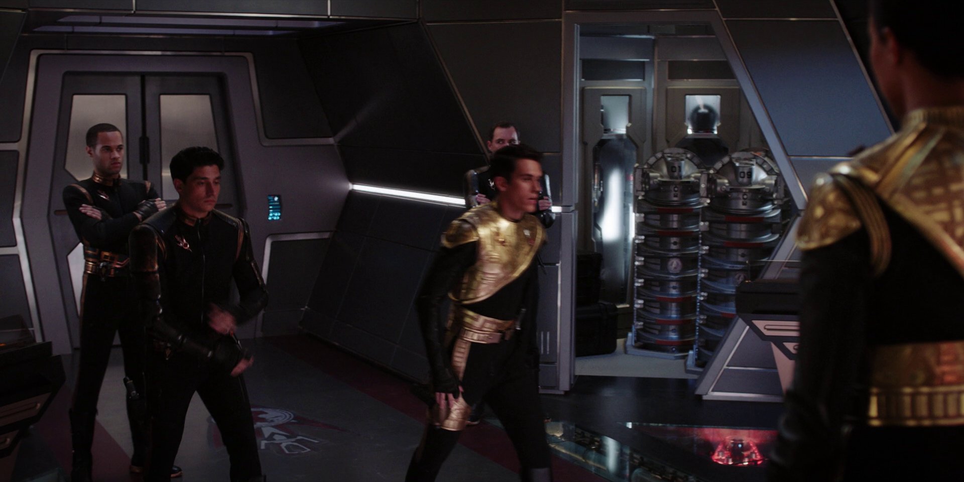 extant_StarTrekDiscovery_1x10-DespiteYourself_4362.jpg