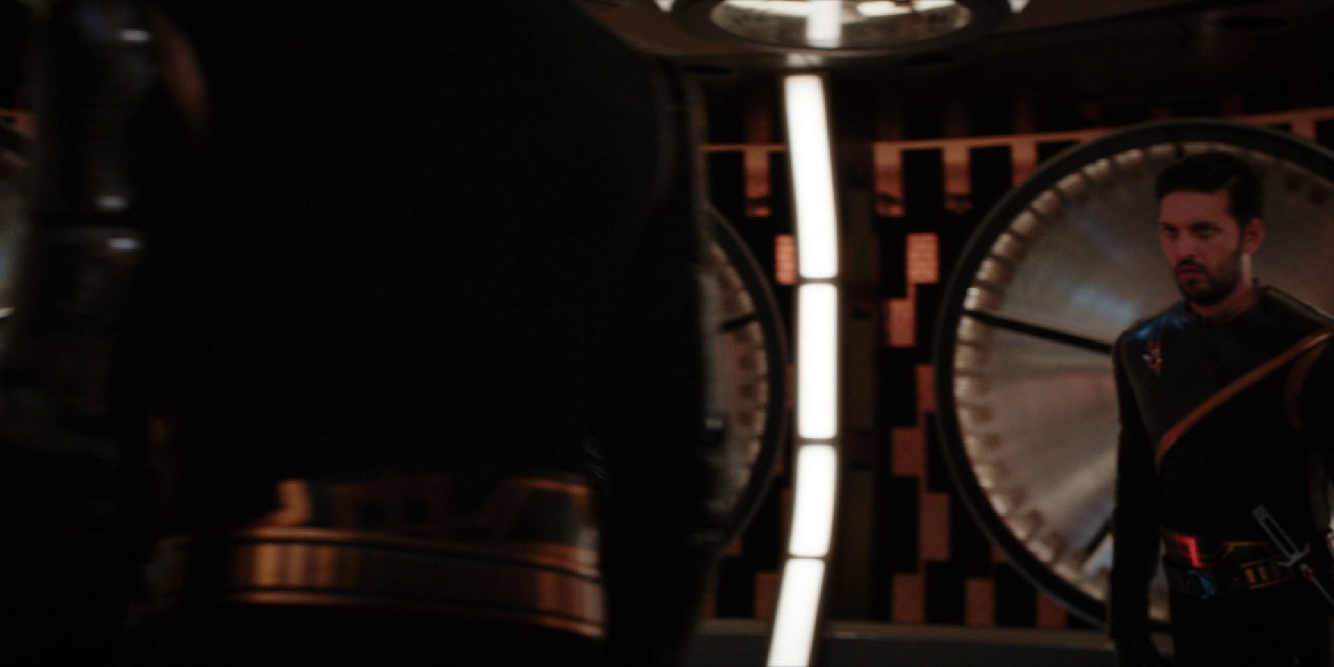 extant_StarTrekDiscovery_1x10-DespiteYourself_4395.jpg