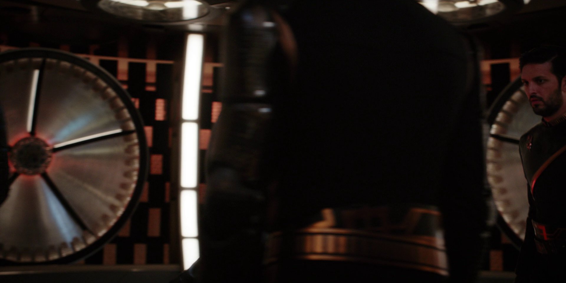 extant_StarTrekDiscovery_1x10-DespiteYourself_4396.jpg