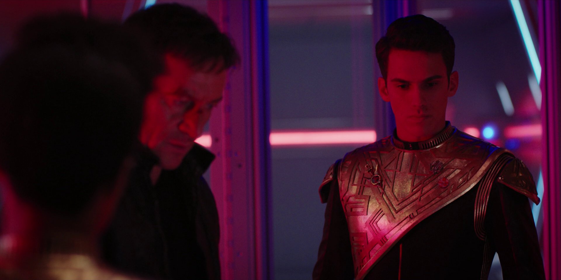 extant_StarTrekDiscovery_1x10-DespiteYourself_4493.jpg