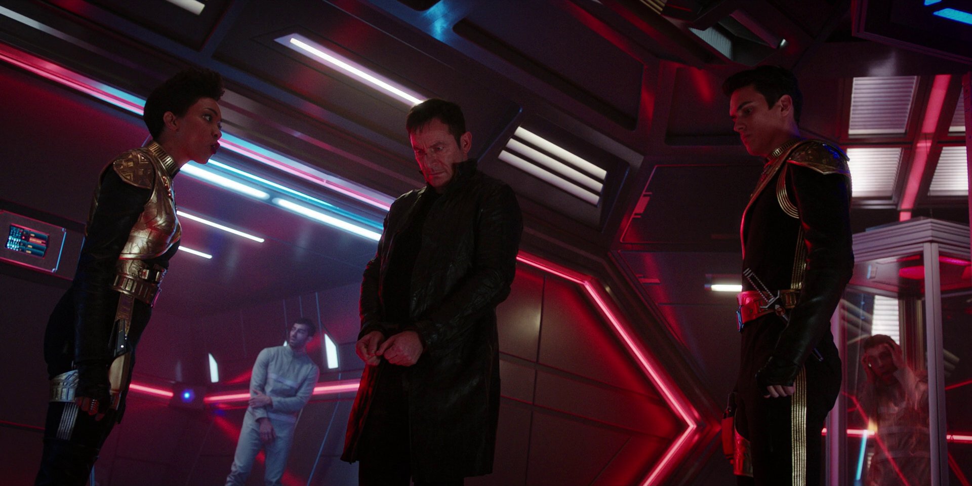 extant_StarTrekDiscovery_1x10-DespiteYourself_4494.jpg
