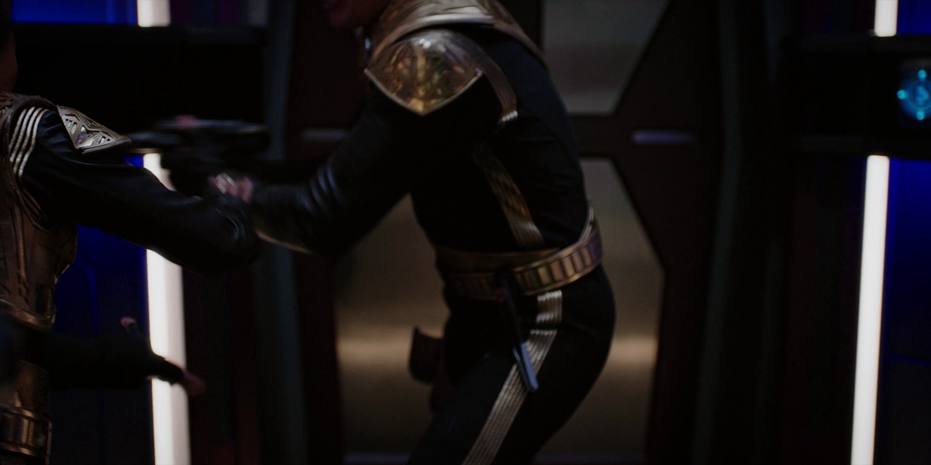 extant_StarTrekDiscovery_1x10-DespiteYourself_4641.jpg