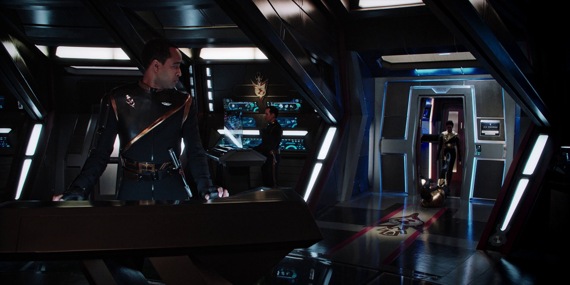 extant_StarTrekDiscovery_1x10-DespiteYourself_4726.jpg