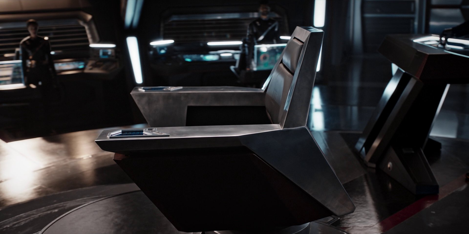 extant_StarTrekDiscovery_1x10-DespiteYourself_4804.jpg