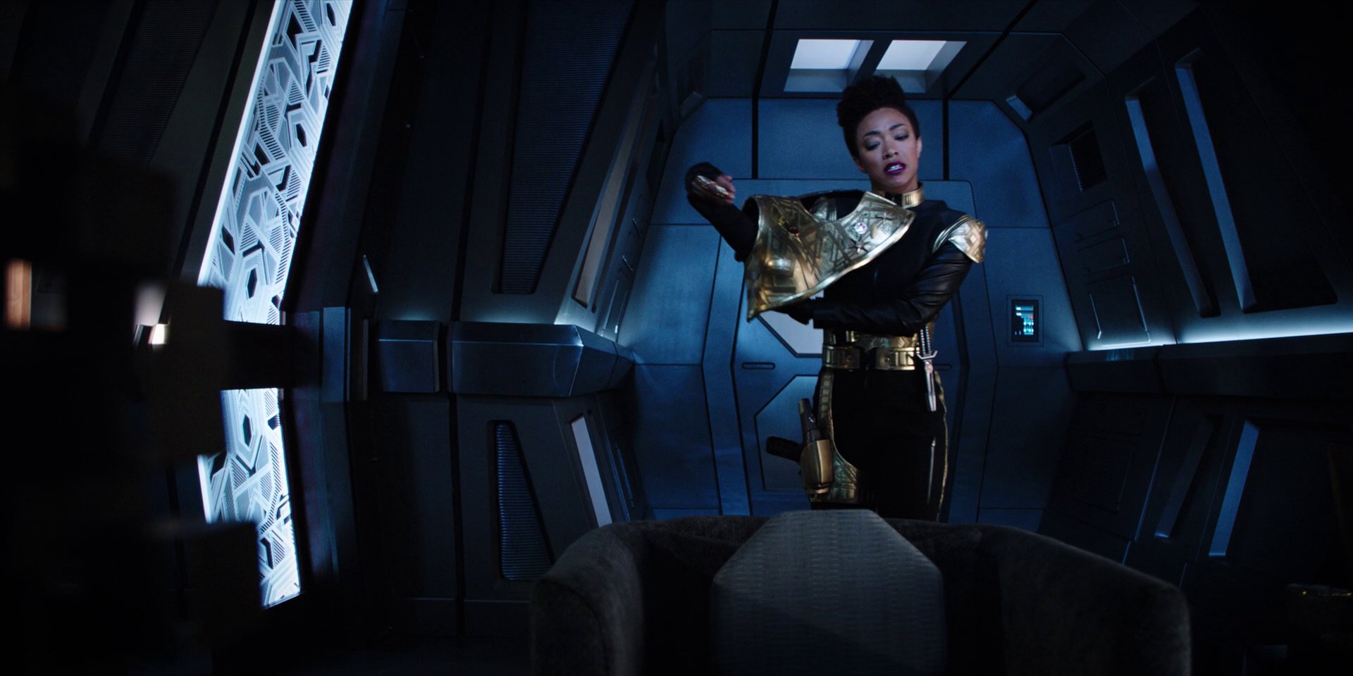 extant_StarTrekDiscovery_1x10-DespiteYourself_4872.jpg