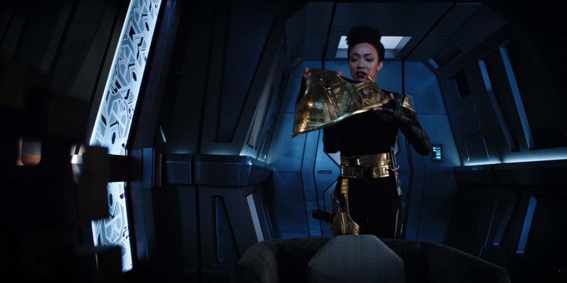 extant_StarTrekDiscovery_1x10-DespiteYourself_4876.jpg