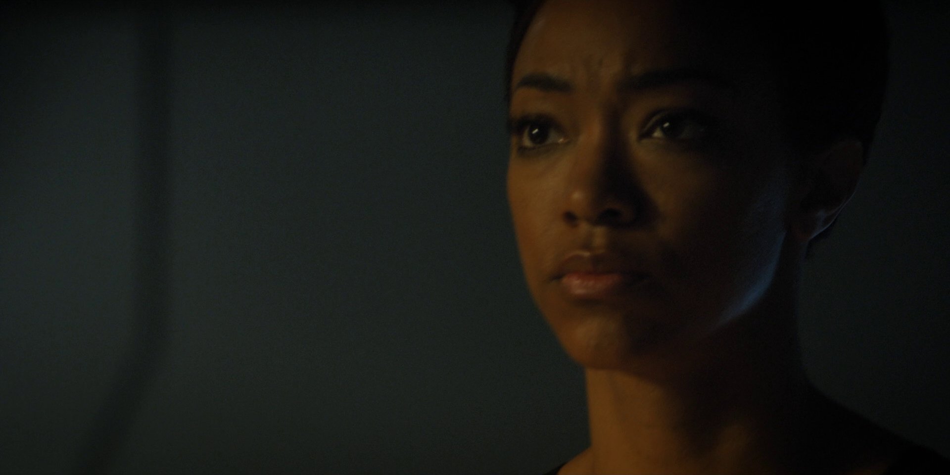 extant_StarTrekDiscovery_1x11-TheWolfInside_0371.jpg