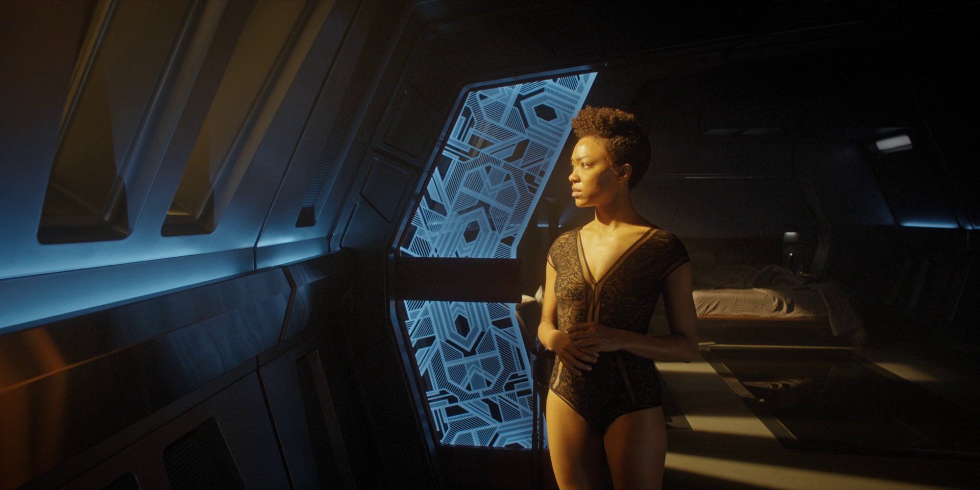 extant_StarTrekDiscovery_1x11-TheWolfInside_0399.jpg