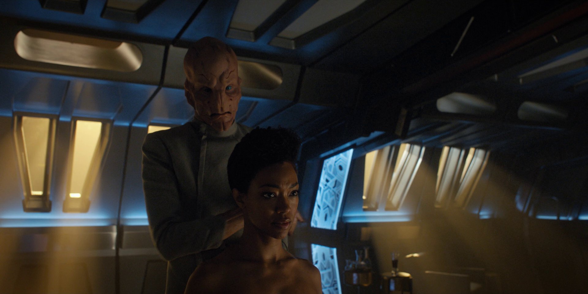 extant_StarTrekDiscovery_1x11-TheWolfInside_0450.jpg