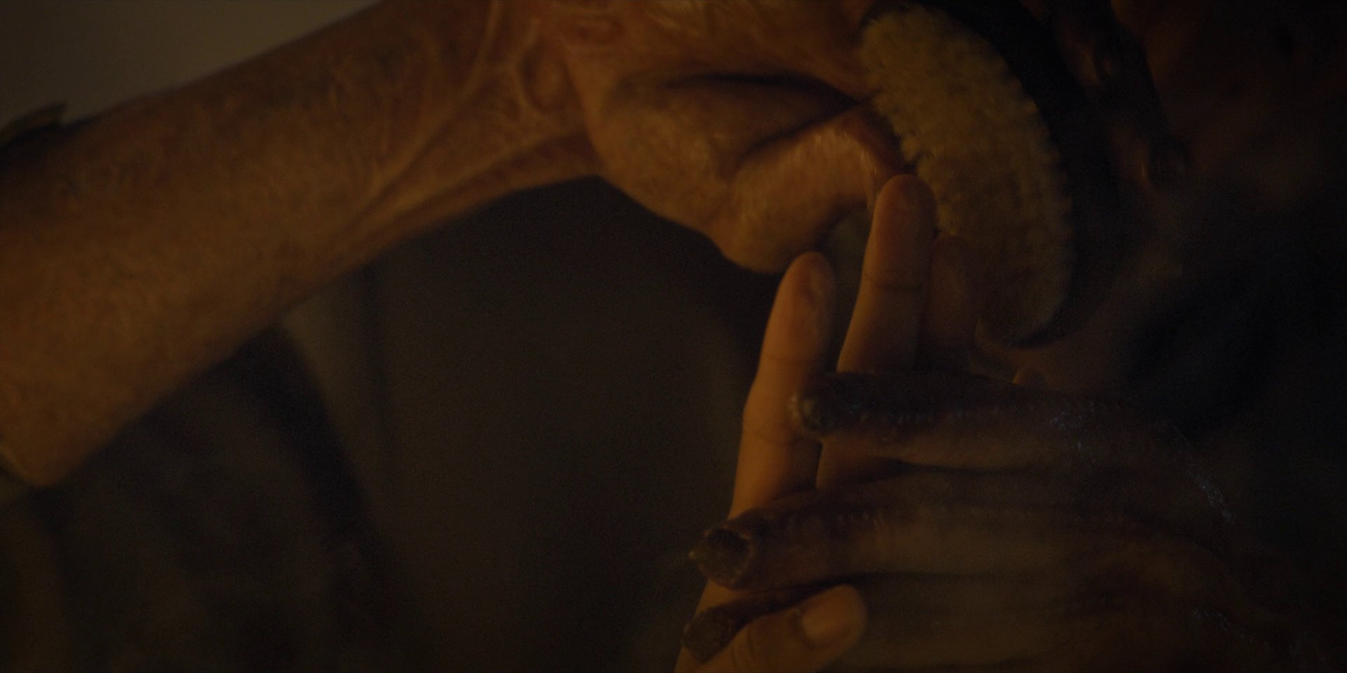extant_StarTrekDiscovery_1x11-TheWolfInside_0477.jpg