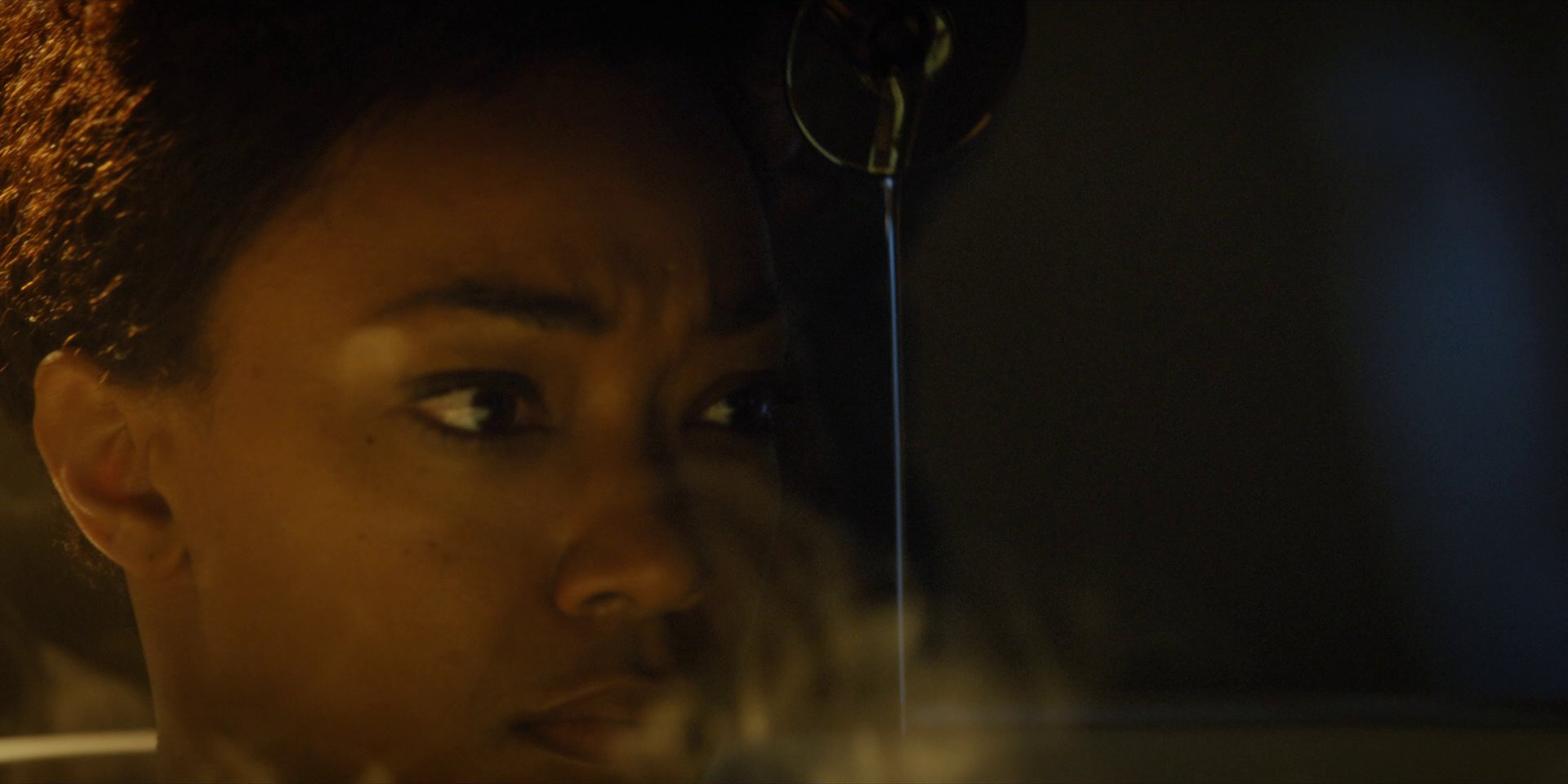 extant_StarTrekDiscovery_1x11-TheWolfInside_0503.jpg